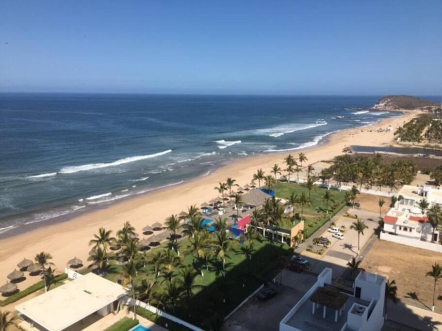 Beautiful 3 Bedroom, Fully Furnished, On The Beach ماساتلان المظهر الخارجي الصورة